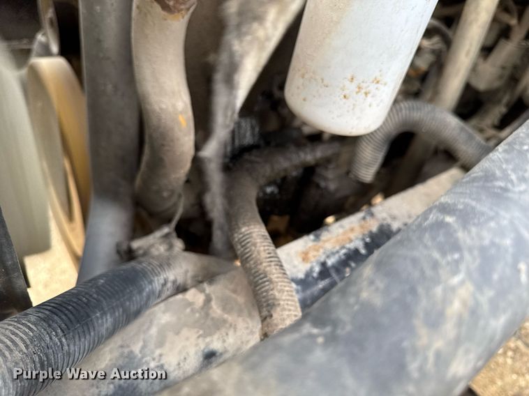 image for item DT0738 2004 Ford F650 Super Duty box truck