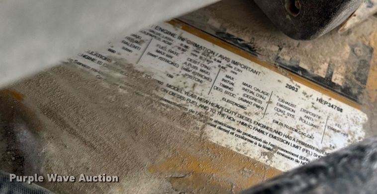 image for item DT0738 2004 Ford F650 Super Duty box truck