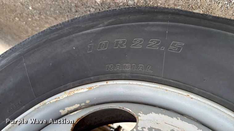 image for item DT0738 2004 Ford F650 Super Duty box truck