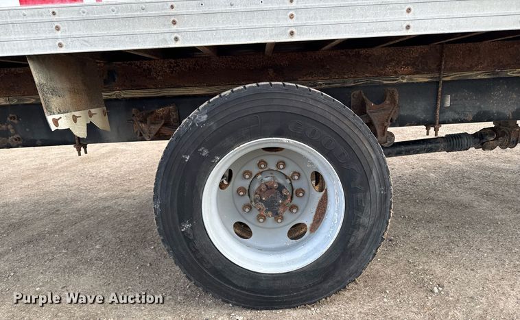 image for item DT0738 2004 Ford F650 Super Duty box truck