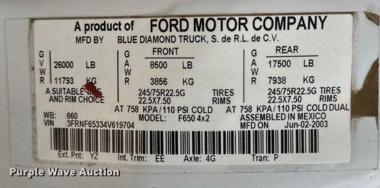 image for item DT0738 2004 Ford F650 Super Duty box truck