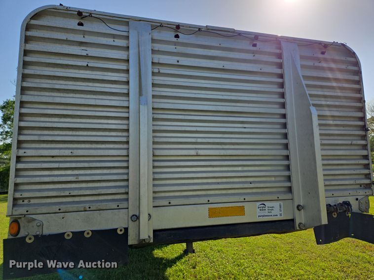 image for item DT4801 1998 Utility Trailers flatbed trailer