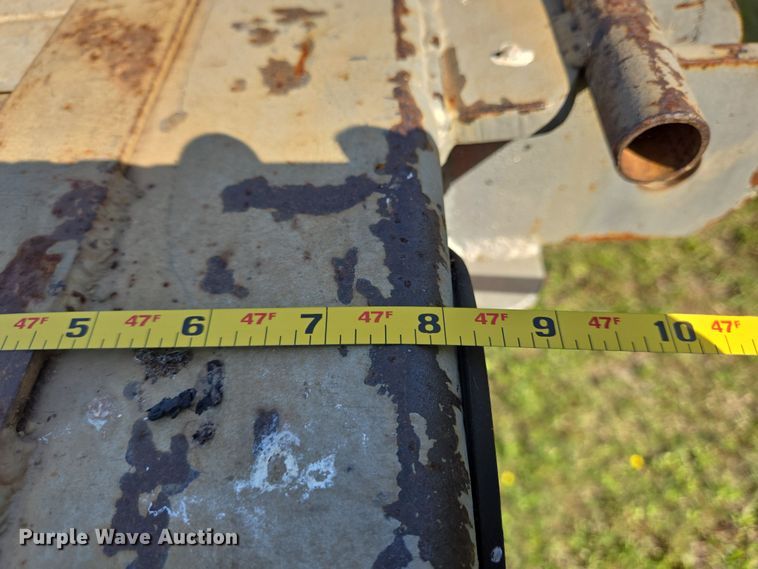 image for item DT4801 1998 Utility Trailers flatbed trailer