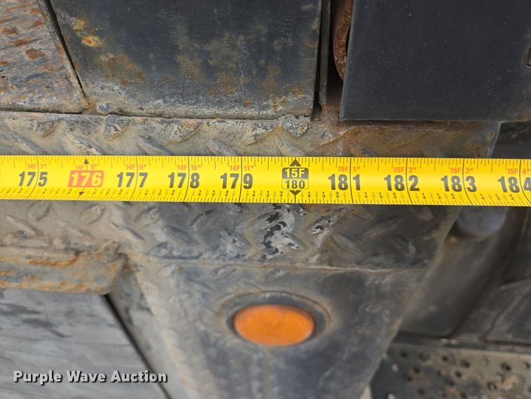 image for item DT4806 2006 Hino 268 flatbed truck