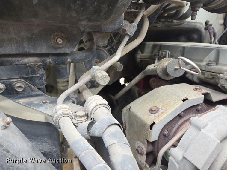 image for item DT4806 2006 Hino 268 flatbed truck