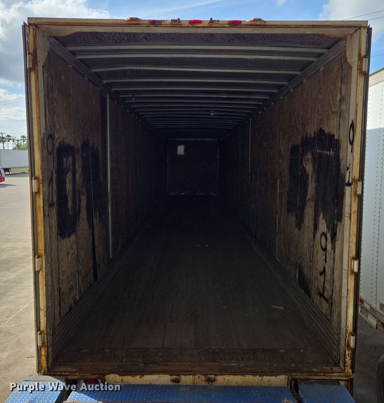 image for item DT4810 2001 Great Dane dry van trailer