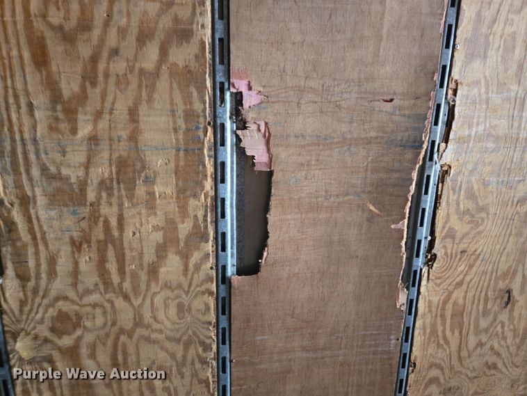 image for item DT4810 2001 Great Dane dry van trailer