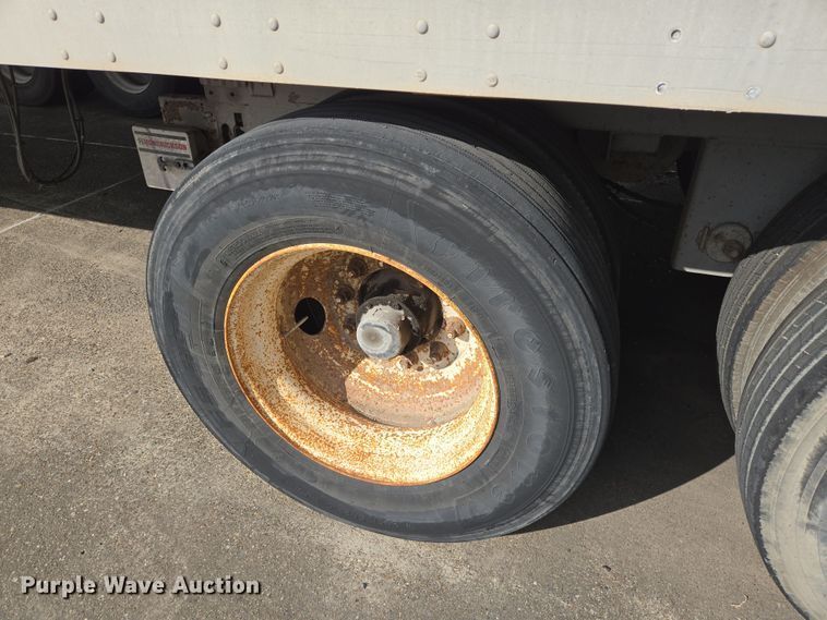 image for item DT4810 2001 Great Dane dry van trailer