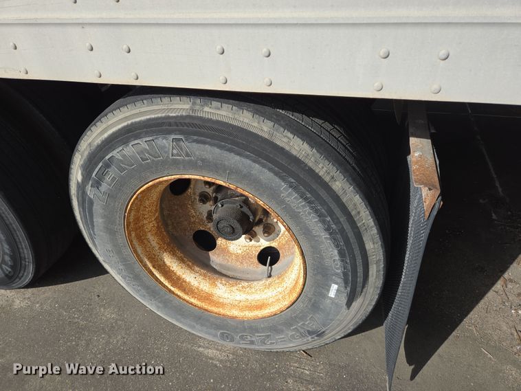 image for item DT4810 2001 Great Dane dry van trailer