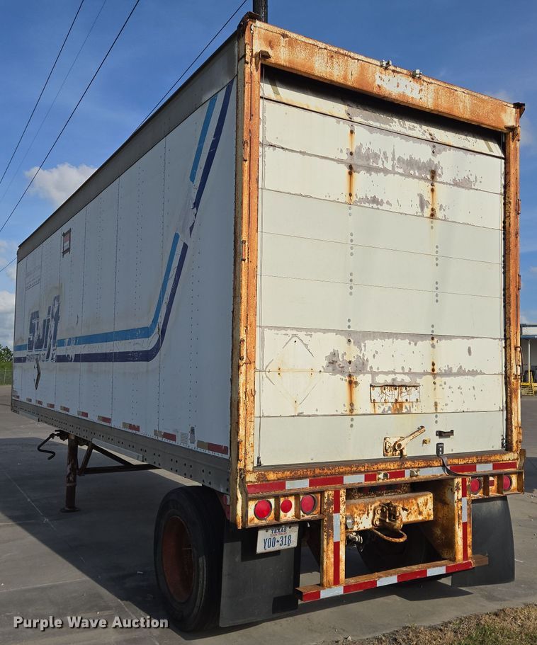 image for item DT4812 1989 Monon MA3-00-SA-28W dry van trailer