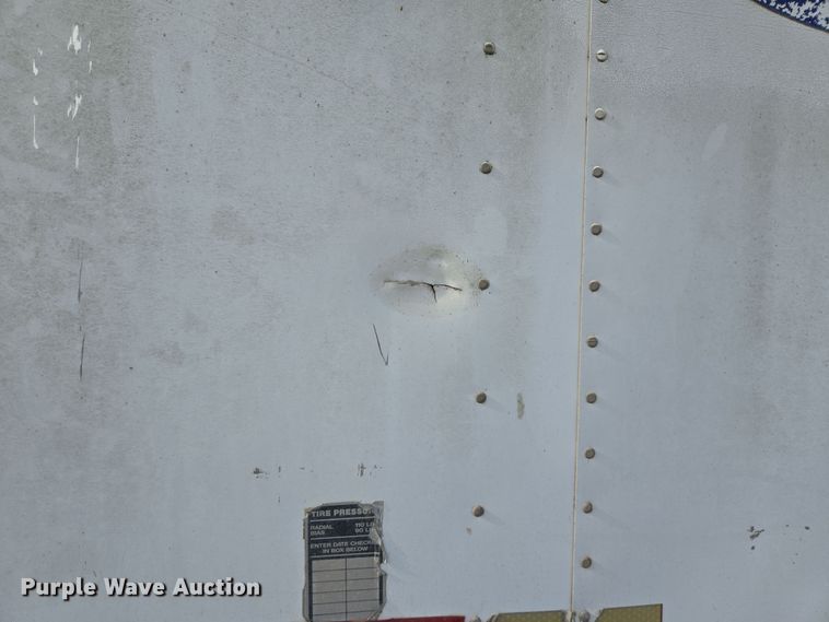 image for item DT4812 1989 Monon MA3-00-SA-28W dry van trailer