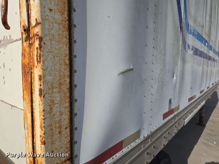 image for item DT4812 1989 Monon MA3-00-SA-28W dry van trailer