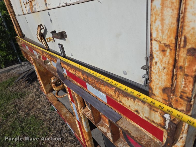 image for item DT4812 1989 Monon MA3-00-SA-28W dry van trailer