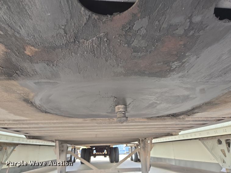 image for item DT4814 2012 Wabash dry van trailer