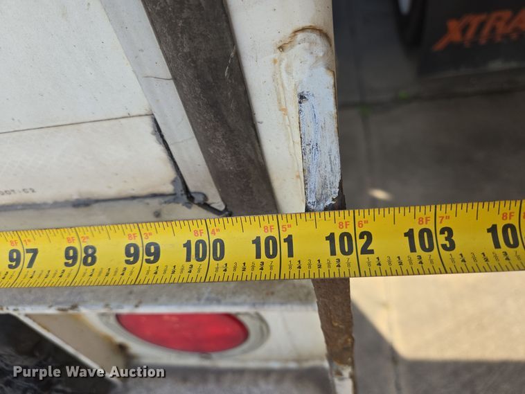 image for item DT4814 2012 Wabash dry van trailer