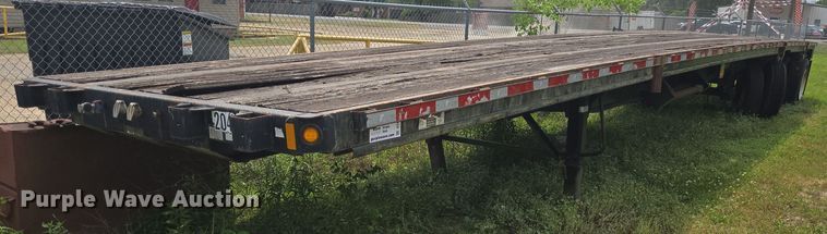 image for item DT4821 2013 Fontaine HCVSF12WSA flatbed trailer