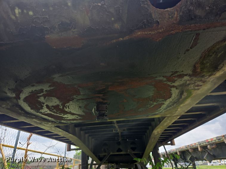 image for item DT4821 2013 Fontaine HCVSF12WSA flatbed trailer