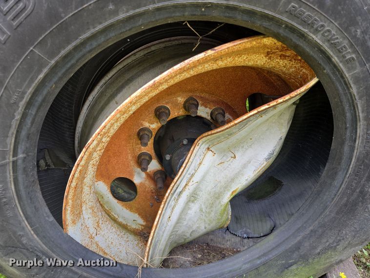 image for item DT4821 2013 Fontaine HCVSF12WSA flatbed trailer