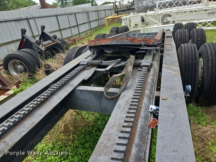 image for item DT4823 1996 Nelson S-20 jeep