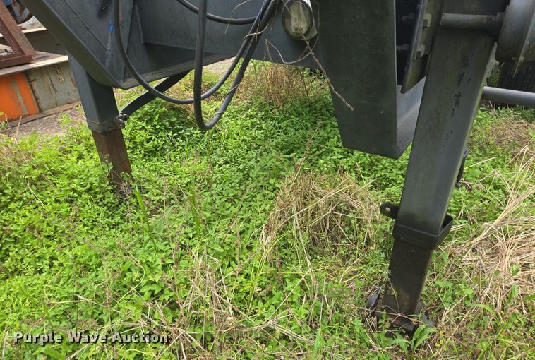 image for item DT4823 1996 Nelson S-20 jeep