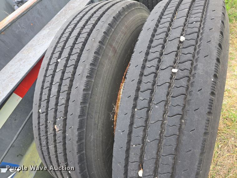 image for item DT4823 1996 Nelson S-20 jeep