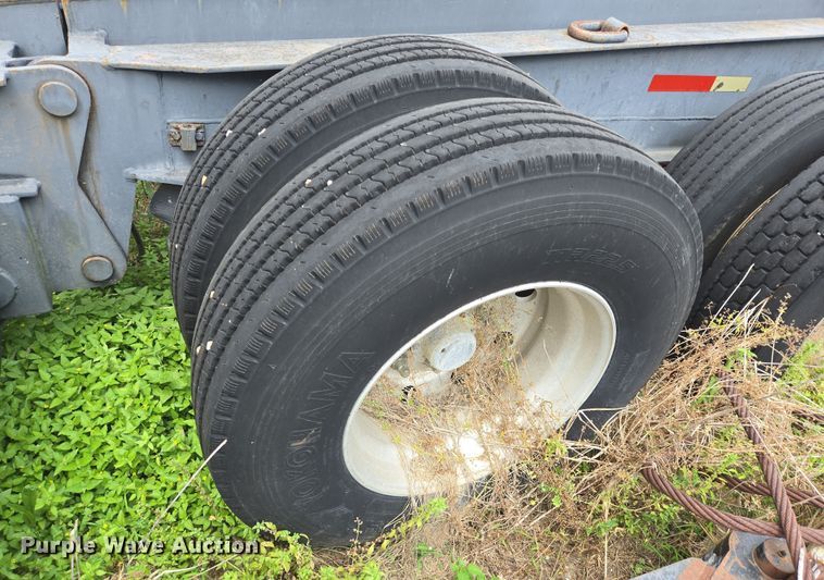 image for item DT4823 1996 Nelson S-20 jeep