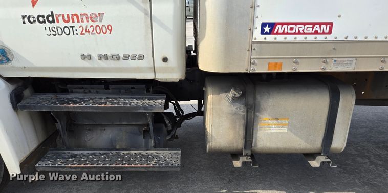 image for item DT4832 2012 Hino 268 box truck