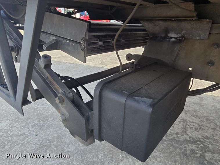 image for item DT4832 2012 Hino 268 box truck