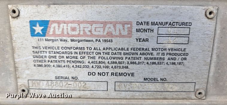 image for item DT4832 2012 Hino 268 box truck