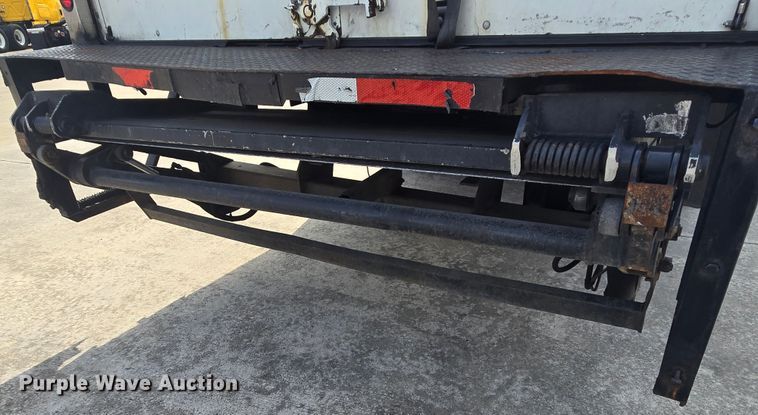 image for item DT4832 2012 Hino 268 box truck