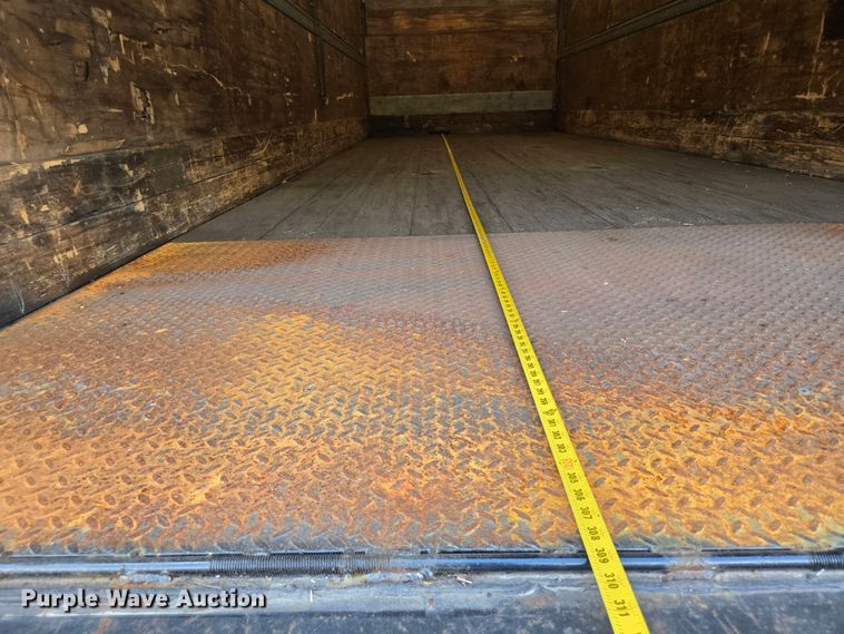 image for item DT4832 2012 Hino 268 box truck