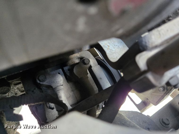 image for item DT4832 2012 Hino 268 box truck