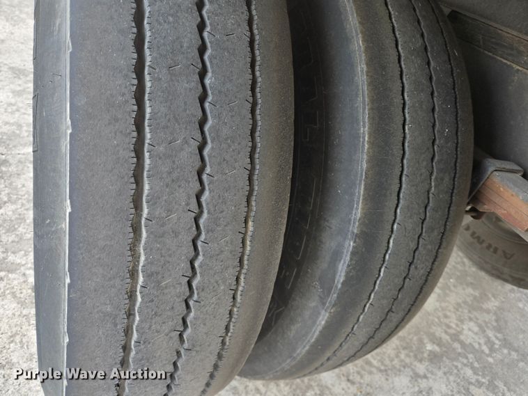 image for item DT4832 2012 Hino 268 box truck