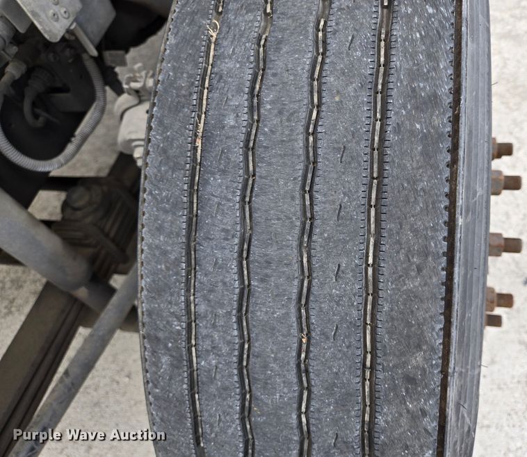 image for item DT4832 2012 Hino 268 box truck