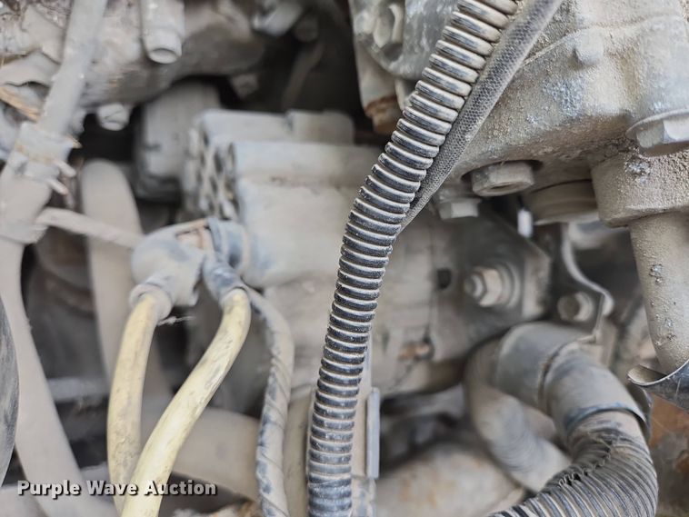 image for item DT4834 1999 Mitsubishi Fuso box truck