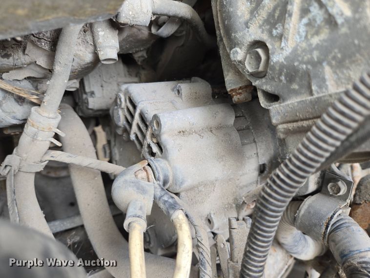 image for item DT4834 1999 Mitsubishi Fuso box truck