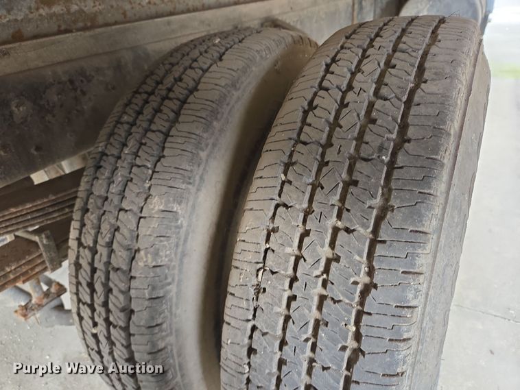 image for item DT4834 1999 Mitsubishi Fuso box truck