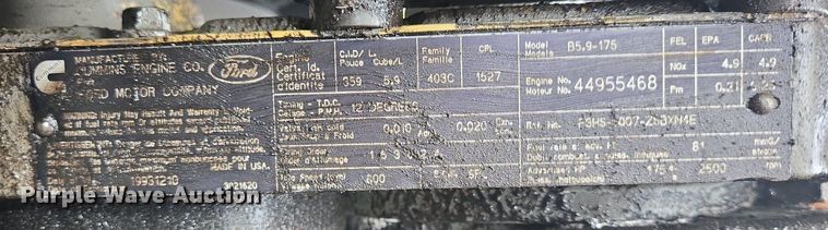 image for item DT4835 1994 Ford F700 box truck