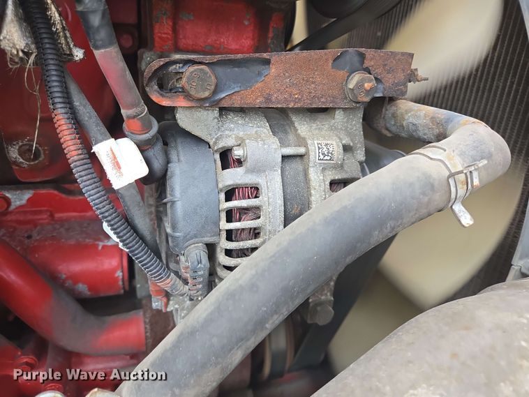 image for item DT4854 2016 Freightliner Cascadia semi truck