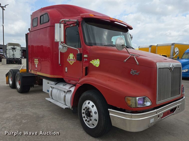 image for item DT4855 2006 International 9200i SBA semi truck