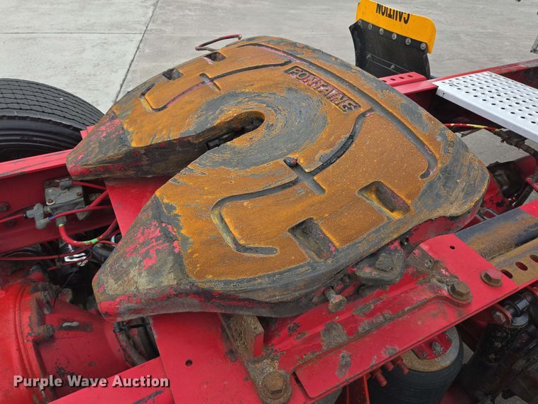 image for item DT4855 2006 International 9200i SBA semi truck