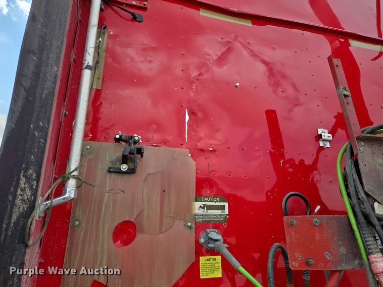 image for item DT4855 2006 International 9200i SBA semi truck