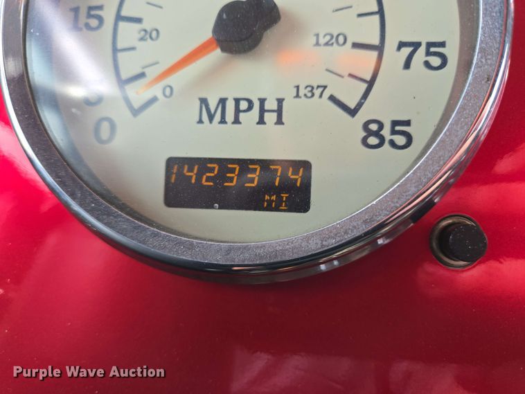 image for item DT4855 2006 International 9200i SBA semi truck