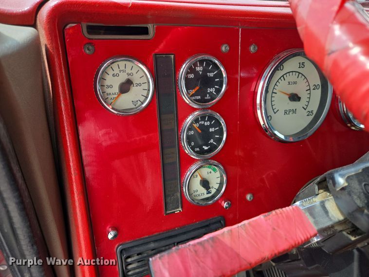 image for item DT4855 2006 International 9200i SBA semi truck