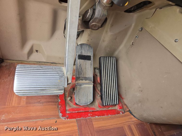 image for item DT4855 2006 International 9200i SBA semi truck