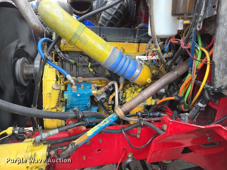 image for item DT4855 2006 International 9200i SBA semi truck