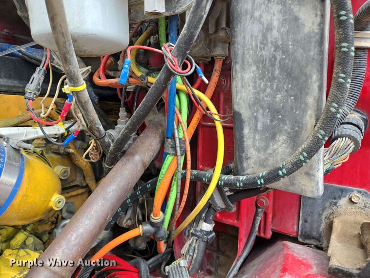 image for item DT4855 2006 International 9200i SBA semi truck