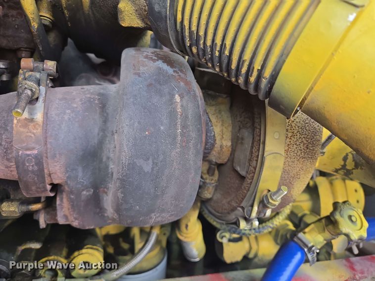 image for item DT4855 2006 International 9200i SBA semi truck