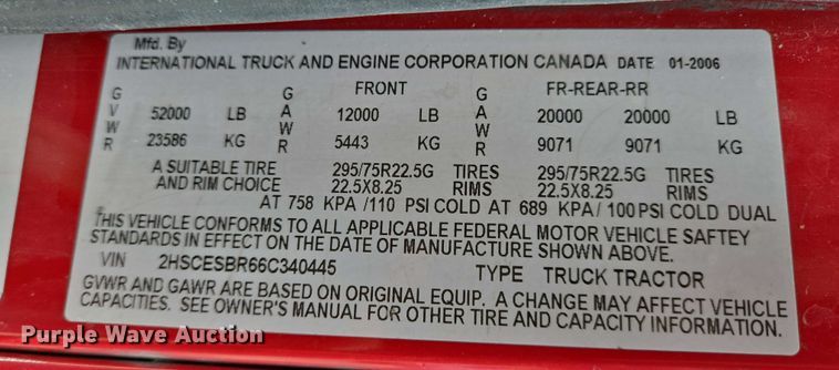 image for item DT4855 2006 International 9200i SBA semi truck