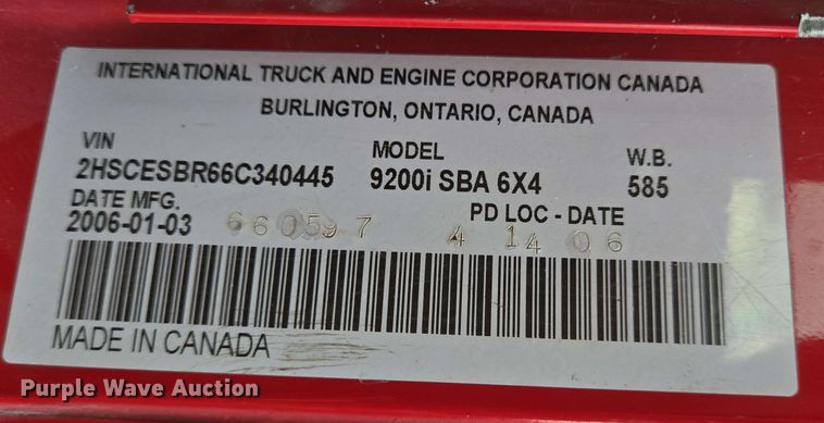 image for item DT4855 2006 International 9200i SBA semi truck